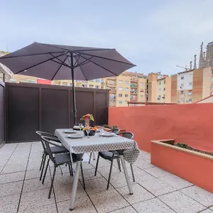 https://stay-barcelona-sagrada-familia.catalonia-hotels.com