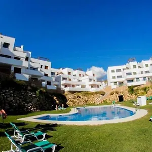 https://apartamentos-turisticos-resort-de-nerja.es-andalucia.com