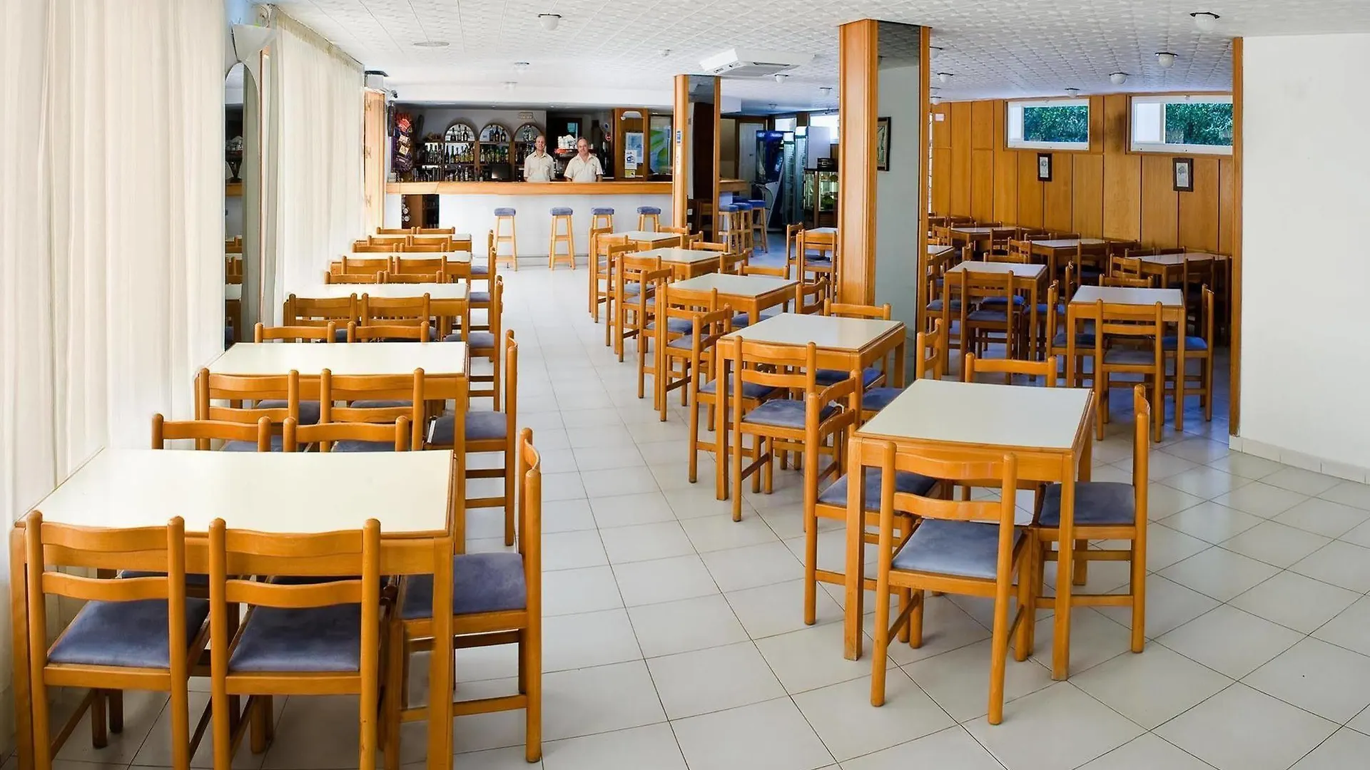 Ebano Hotel Apartments & Spa (Adults Only) Playa d'en Bossa 4*,